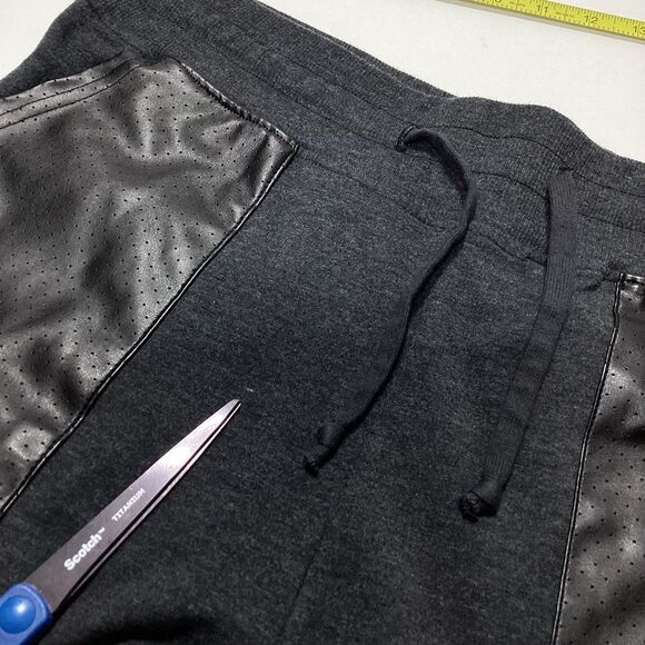 Nappy Tabs Joggers Sweatpants Urban Couture M Men’s Black Faux Leather Pockets - Picture 9 of 15